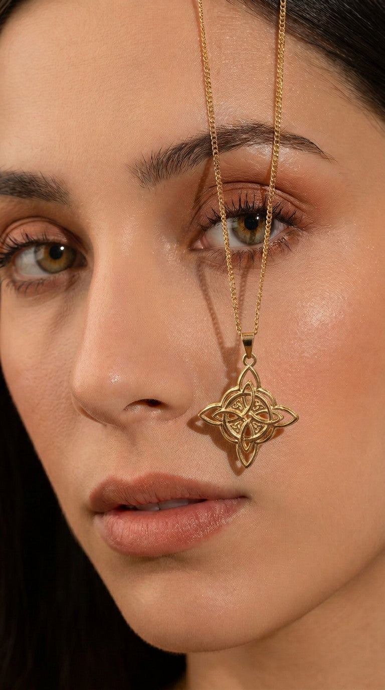 Pendentif Nœud de Sorcière | Nœud Celtique Or 18K