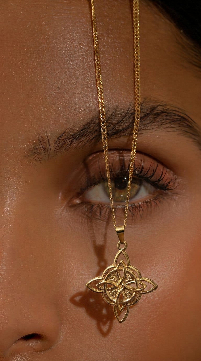 Pendentif Nœud de Sorcière | Nœud Celtique Or 18K