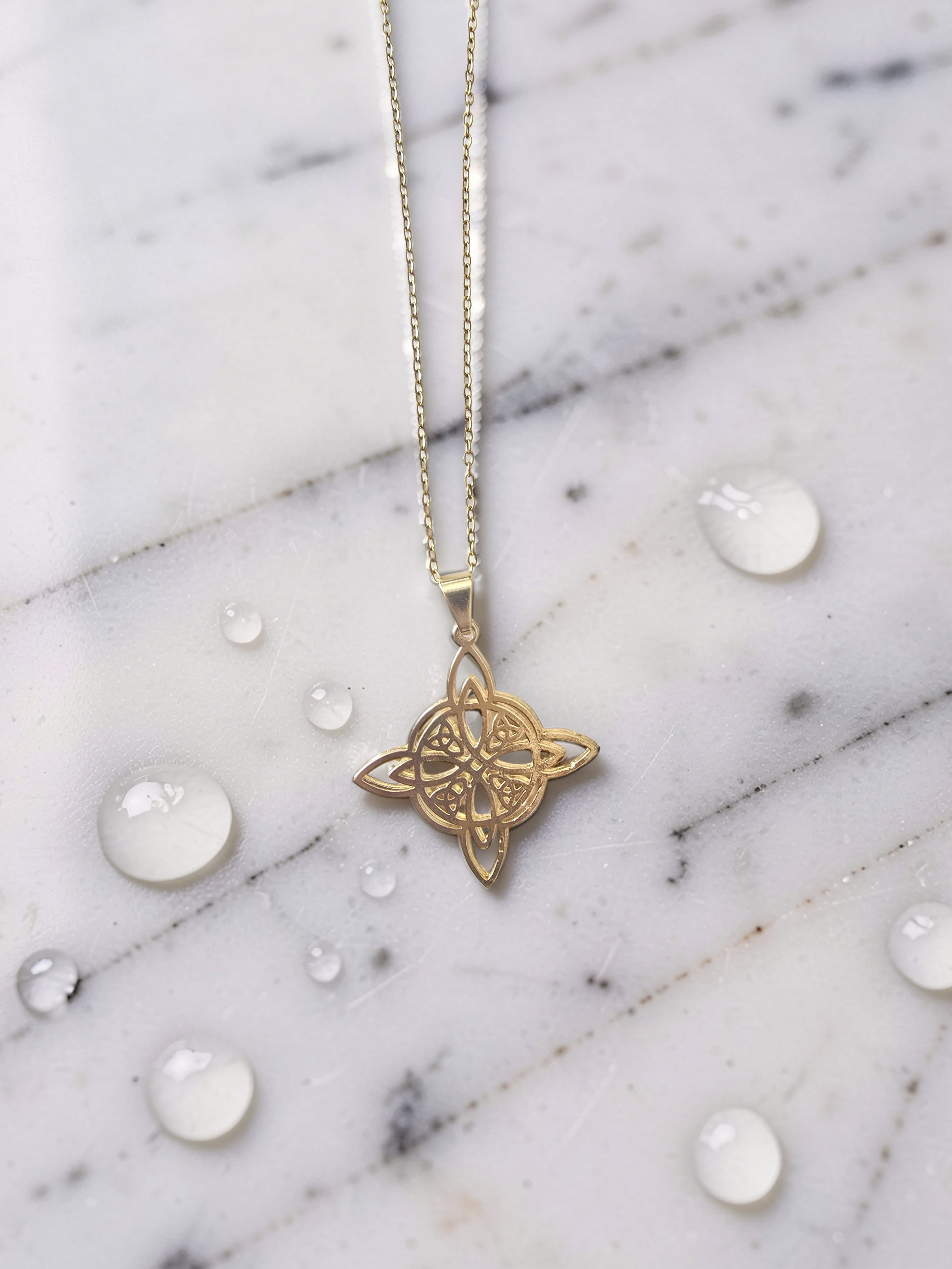 Pendentif Nœud de Sorcière | Nœud Celtique Or 18K