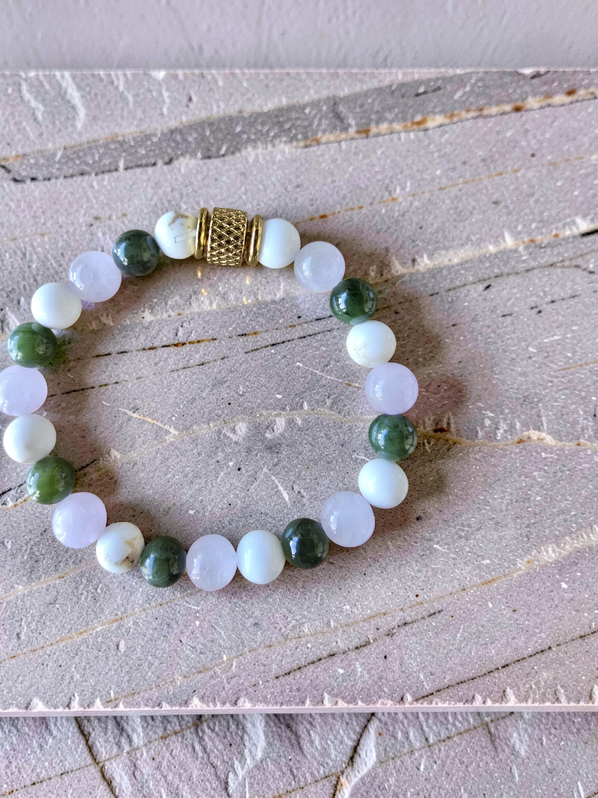Bracelet Sérénité Profonde – Jade Néphrite, Kunzite & Magnésite
