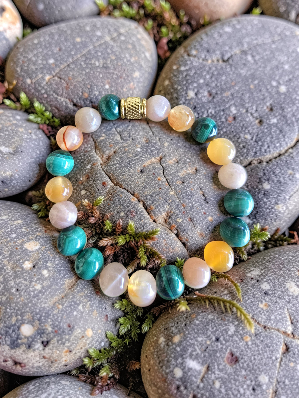 Bracelet Lithothérapie Endômétriose – Malachite, Pierre de Lune & Cornaline