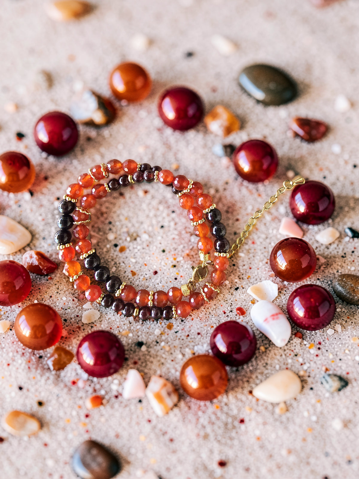 Bracelet double Ignis – Grenat Rouge & Cornaline Facettée | Passion, Vitalité & Ancrage | Or et Âme Bijoux