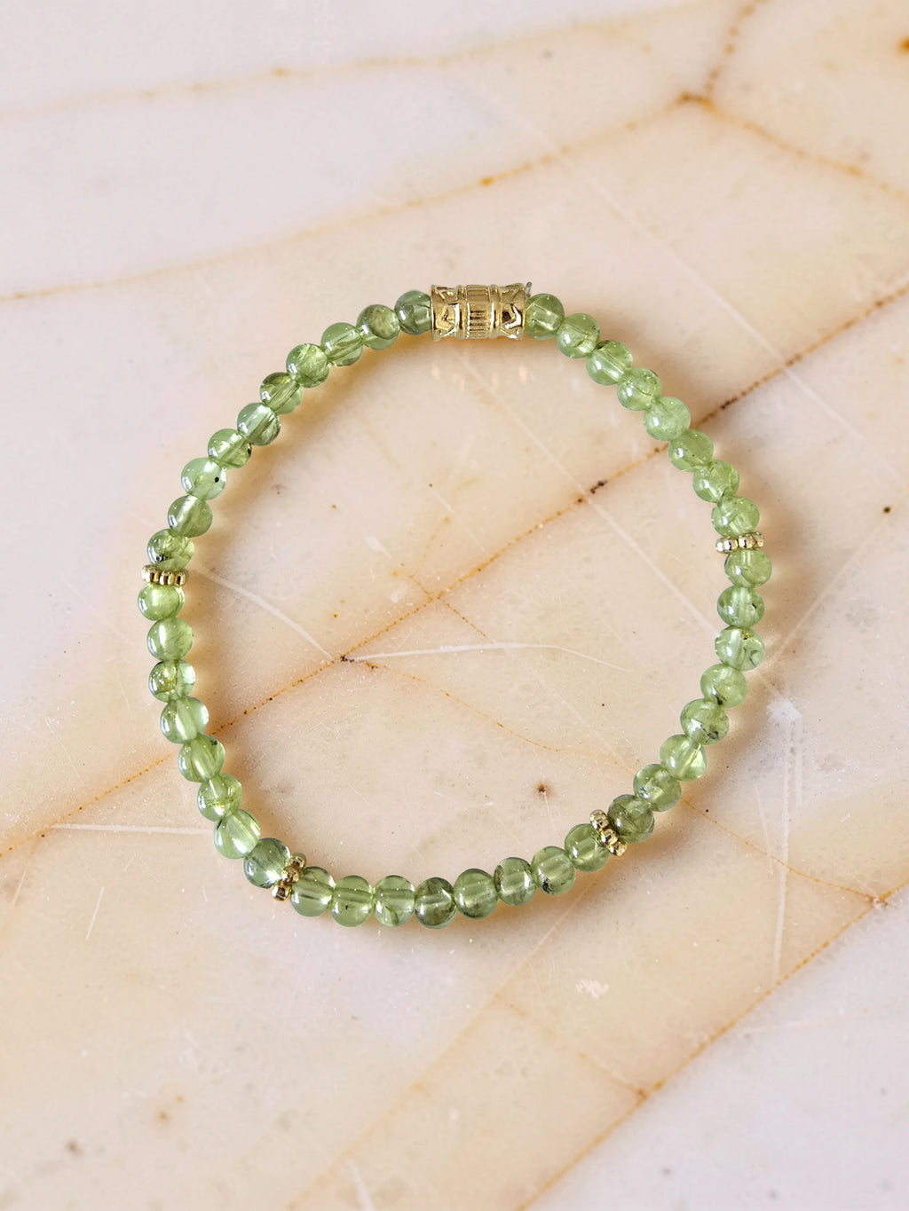 Bracelet Lumière Verte – Péridot 4 mm