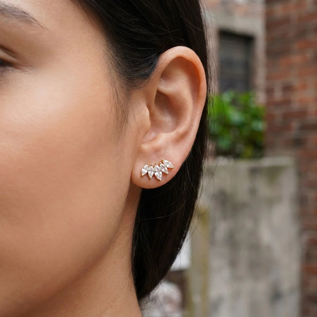Boucles d'oreilles Victoria – Clous Fleur Strass Dorés